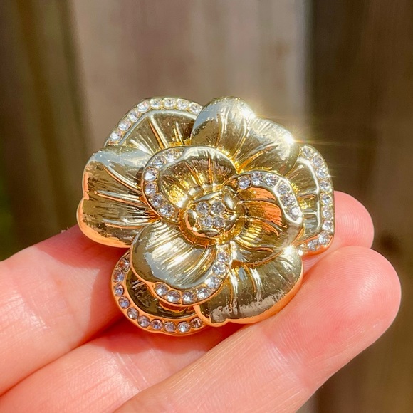 Rose Brooch Flower Pin Rhinestone Rose Pin - Picture 3 of 3